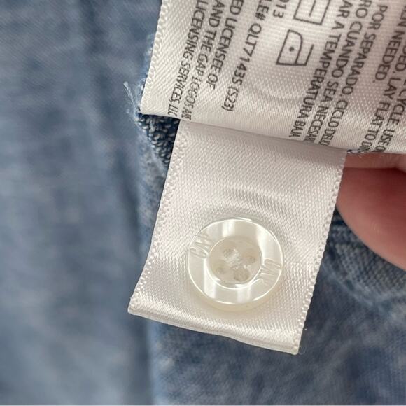 GAP Linen Blend Blue Chambray Relaxed Fit Button Down Shirt Size Medium - Picture 12 of 12